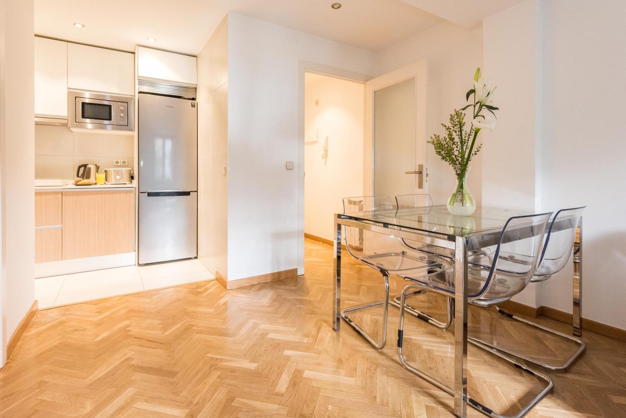 Malasana Urban Lejlighed Madrid Eksteriør billede